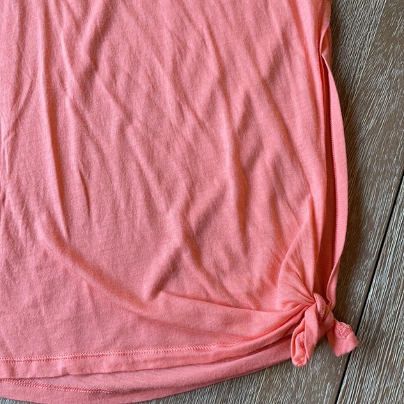 Lululemon Basic Tee Short Sleeve Size 8 - Picture 7 of 10